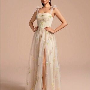 Beautiful Bridgerton Style Embroidered Tulle Floral Formal Dress